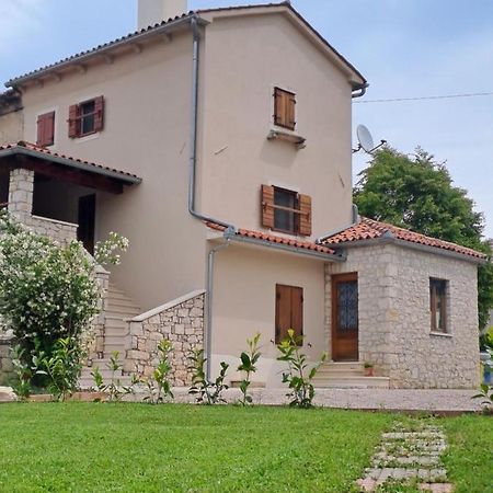 Guesthouse Marija Potpićan エクステリア 写真